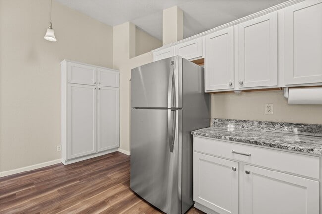 Building Photo - Beautiful 3 Bedroom Home