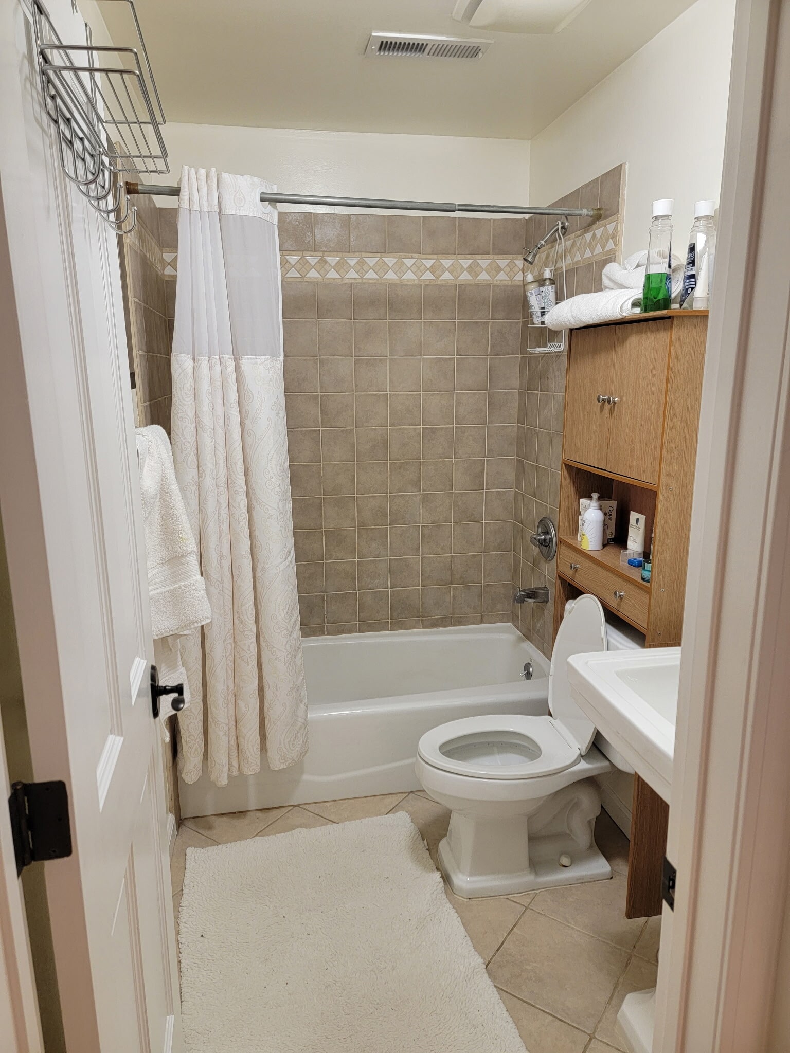 Building Photo - 1529 Grand Ave