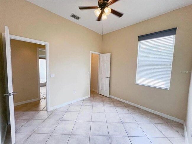 Building Photo - 1462 Chessington Cir