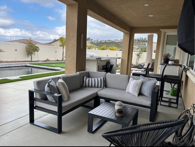 Building Photo - 45781 Ambara Ct