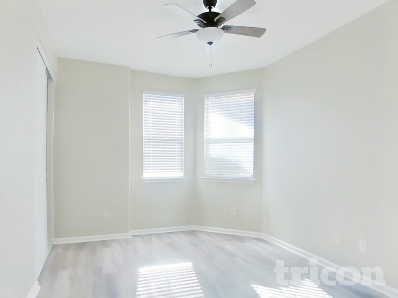 Building Photo - 757 Pino Ave