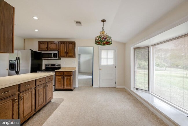 Building Photo - 10901 Haislip Ln