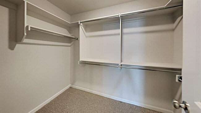 Building Photo - 487 Hardesty Dr