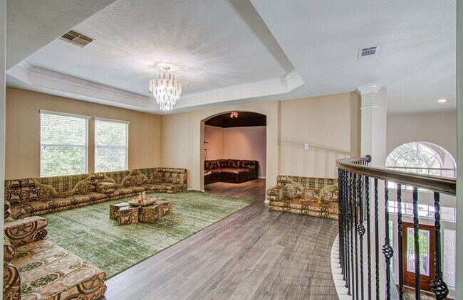 Building Photo - 26427 Sagewood Forest Dr