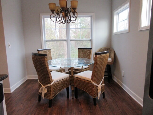 Building Photo - 1068 Mill Creek Loop