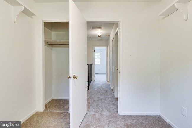 Building Photo - 9911 Whitewater Dr