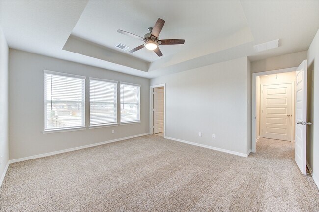 Building Photo - 812 Laguna Grn Ln