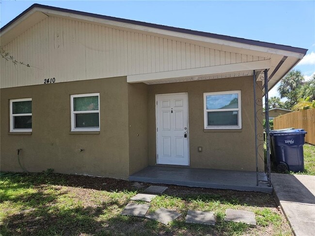 Building Photo - 2410 W Cypress St