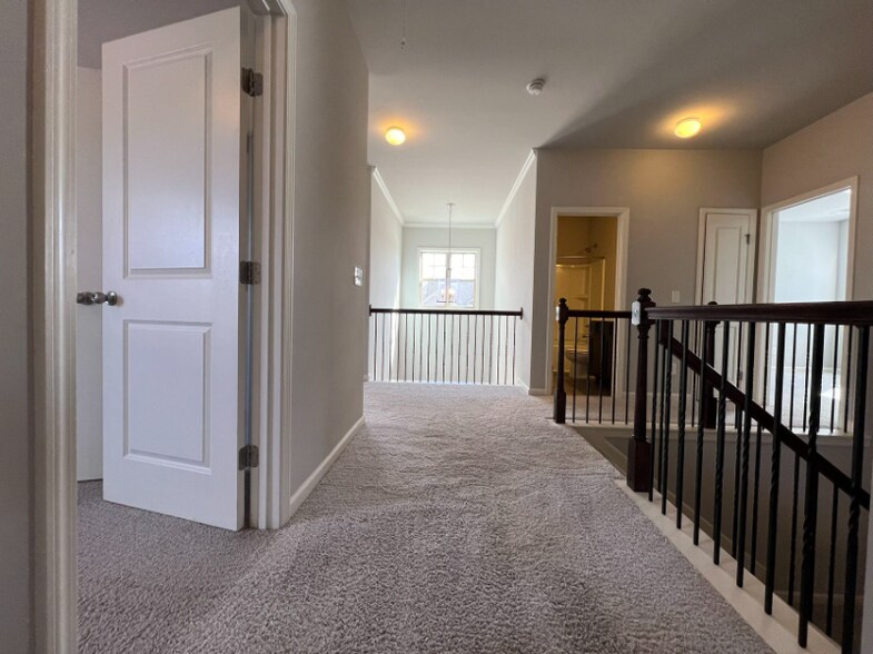 Building Photo - 9742 Alderbrook Trce