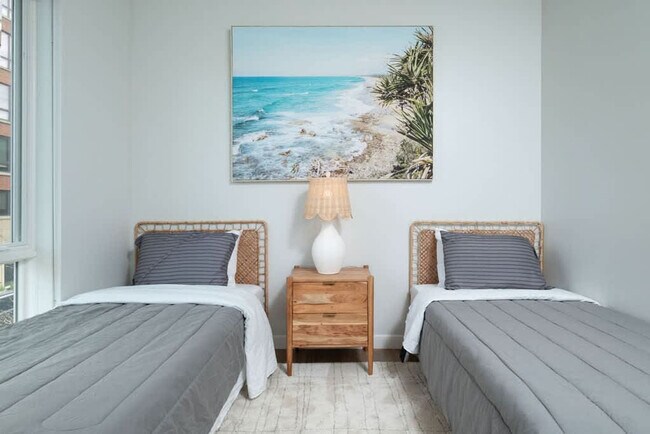 Building Photo - 360 Foley St