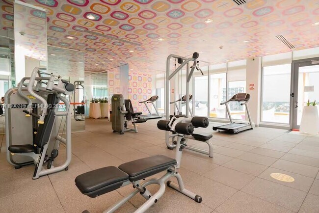 Building Photo - 31 SW 6th St