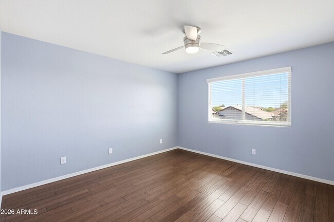 Building Photo - 1717 W Buckhorn Trail