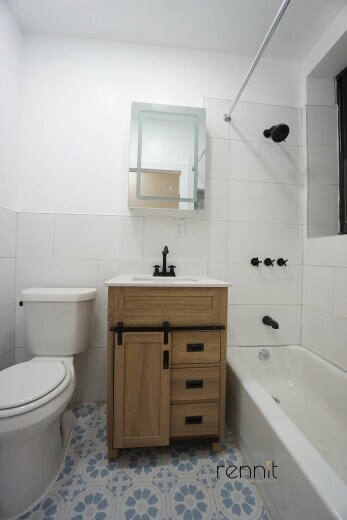 Building Photo - 310 Patchen Ave