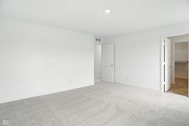Building Photo - 15294 Swallow Fls Wy