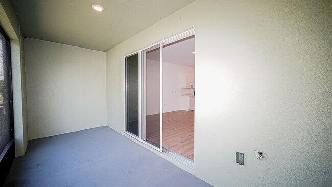 Building Photo - 32533 Midsummer Night Ln
