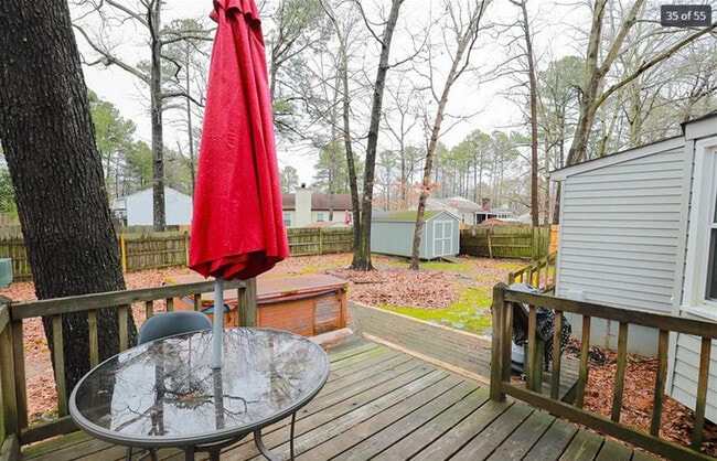 Building Photo - 6724 Fairpines Rd