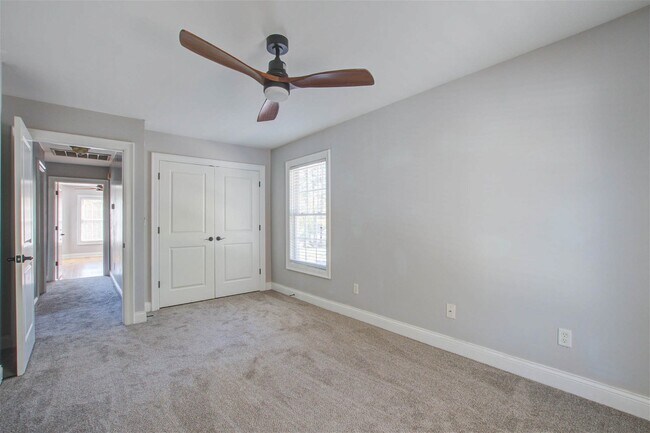 Building Photo - 509 West 2nd North Street, Summerville, SC...