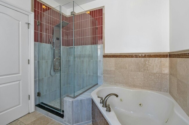 Building Photo - 52B Myrtle Ave MYRTLE Ave