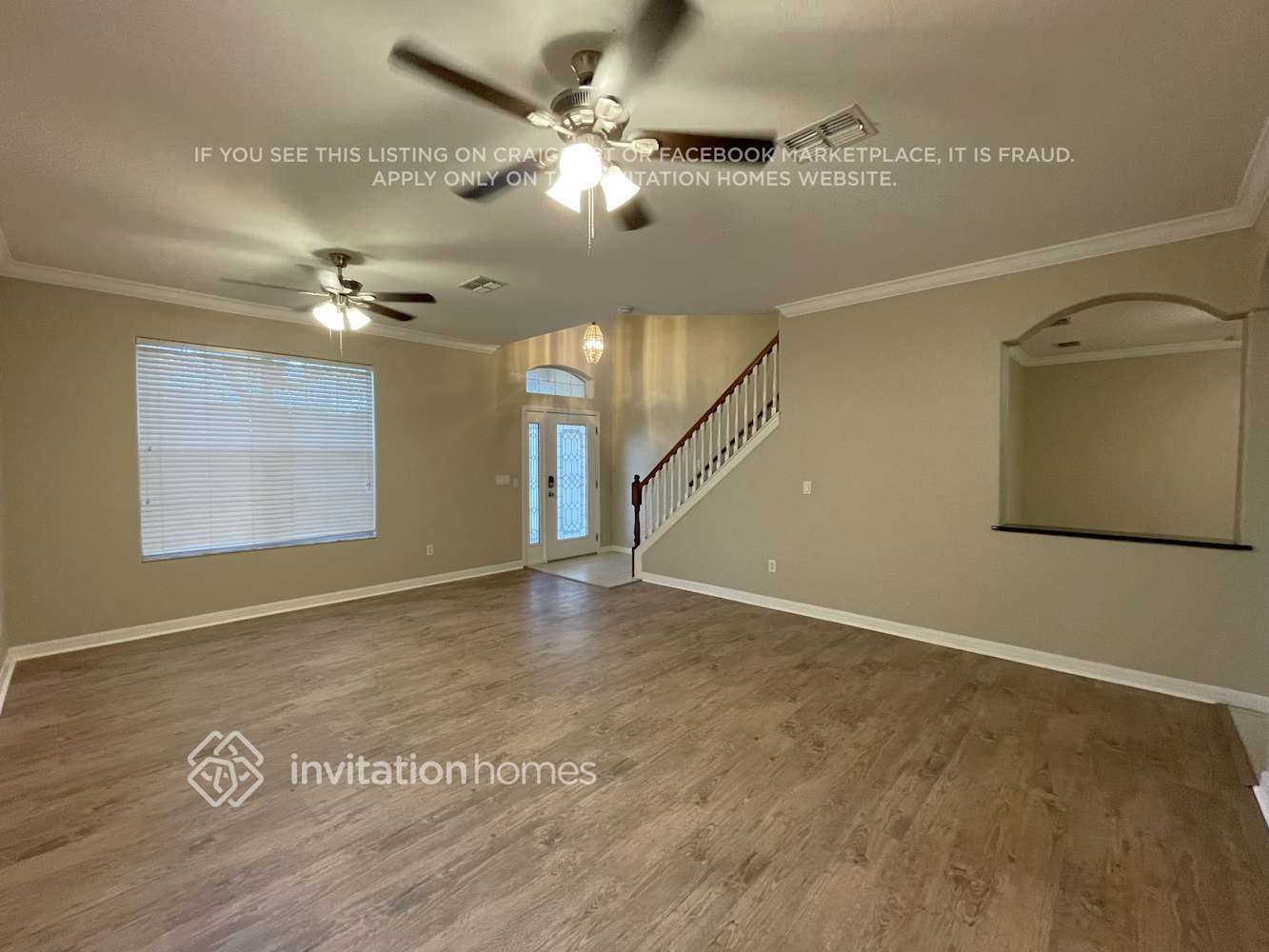 Building Photo - 10448 Deerberry Dr