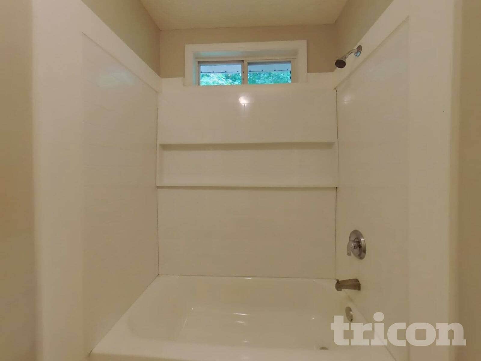 Building Photo - 8870 Mae Ct