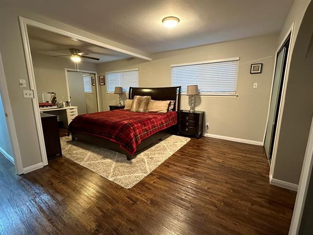 Building Photo - 1803 Redbud Cir