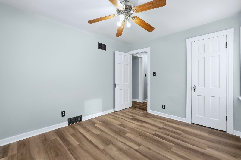 Building Photo - 3405 Lillie St