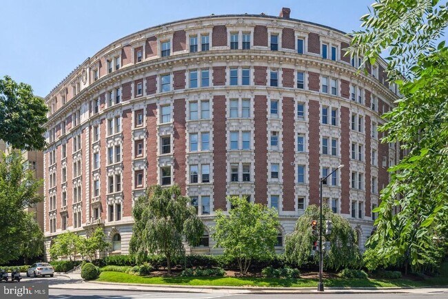 Building Photo - 2126 Connecticut Ave NW