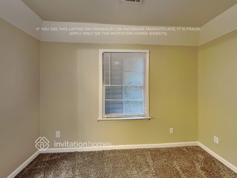 Building Photo - 1839 Waldrep Cir SE