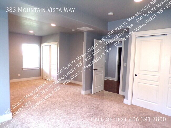 Building Photo - 383 Mountain Vista Way