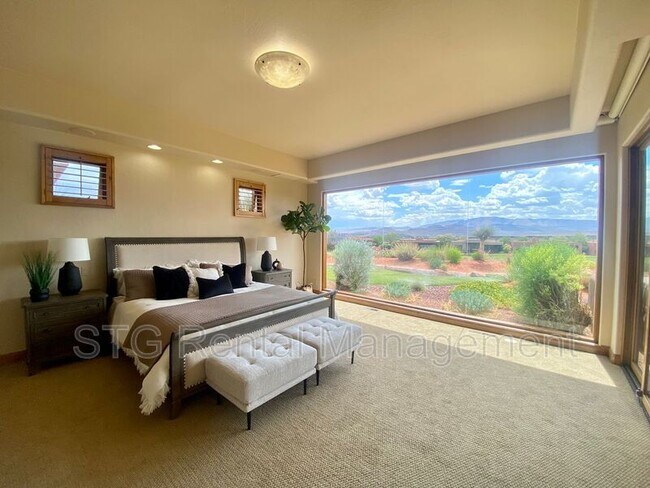 Building Photo - 2336 2336 W Entrada Trail