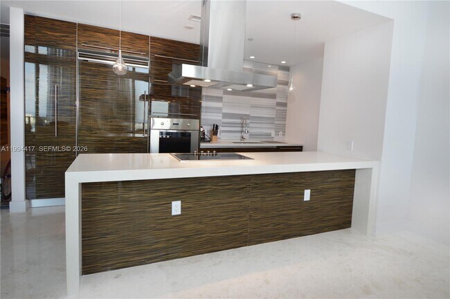 Building Photo - 1100 Biscayne Blvd