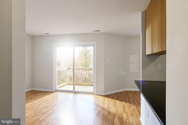 Building Photo - 737 Timber Ln