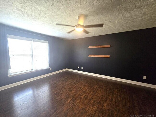 Building Photo - 5544 Bear Creek Cir