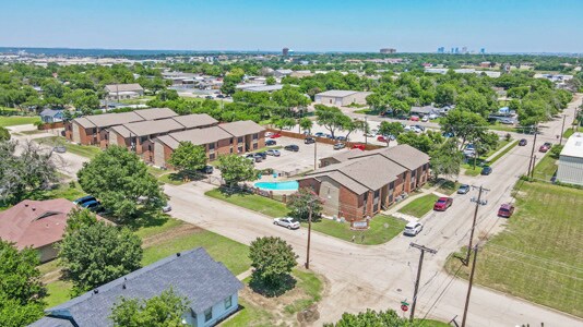 Building Photo - 3917 Bonnie Dr