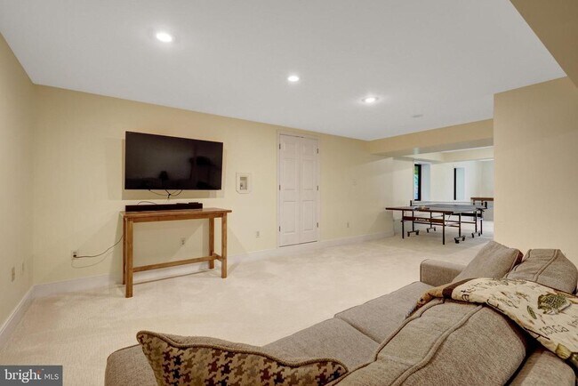 Building Photo - 10904 Belgravia Ct