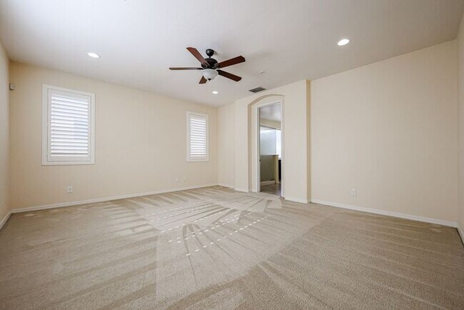 Building Photo - Stunning home located in the heart of Chandler, AZ!