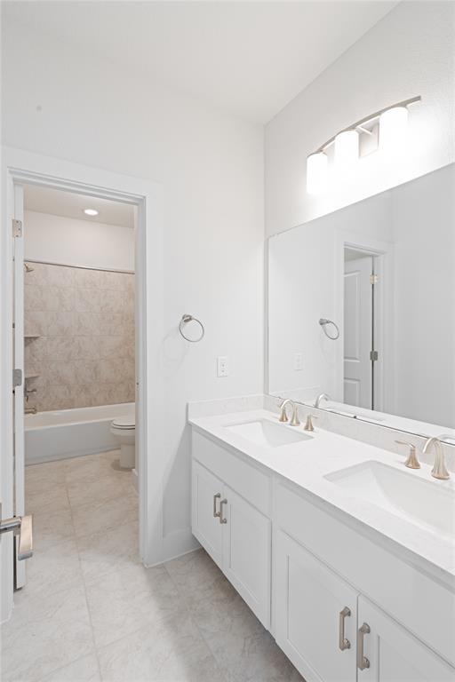 Building Photo - 3341 Catalina Cv