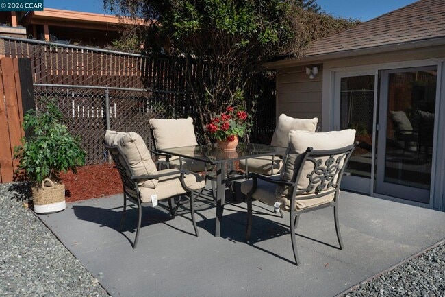 Building Photo - 4815 Appian Way