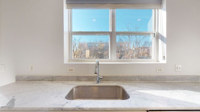 Building Photo - Stunning and Spacious Duplex in Brookland w/ Parking!