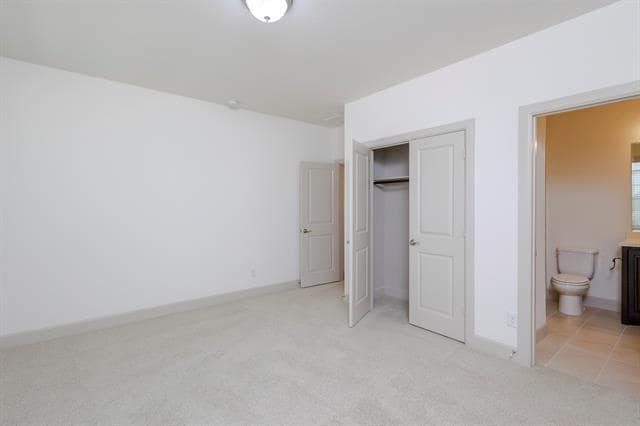 Building Photo - 6337 Saddlebrook Way