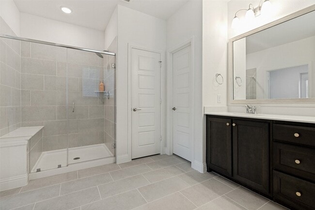 Building Photo - 3508 Sunflower St