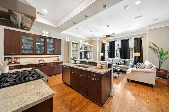 Building Photo - 5231 Calle Montilla Pl