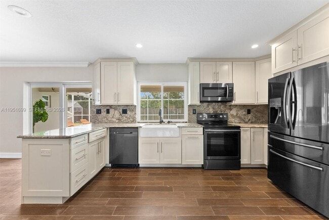 Building Photo - 7400 NW 15th St