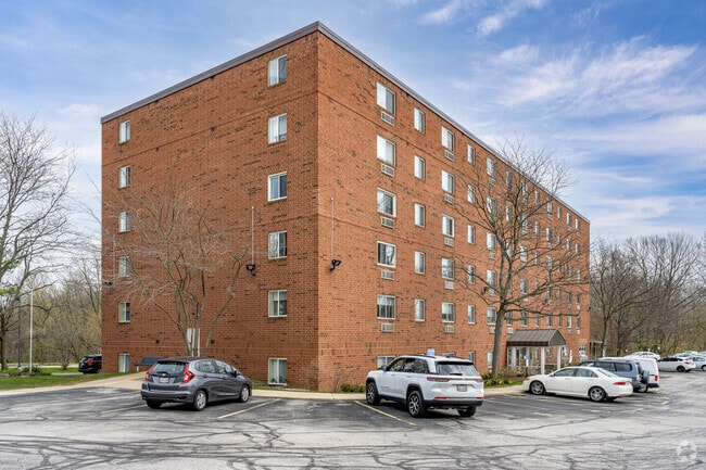 Primary - Willowood Manor