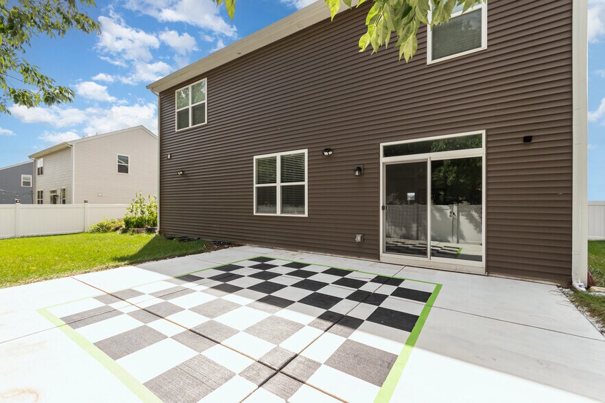 Building Photo - 2686 Seeley St
