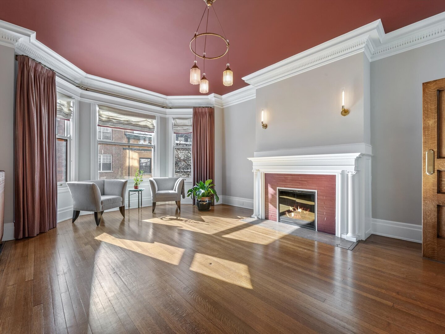 Building Photo - 1210 N Astor St