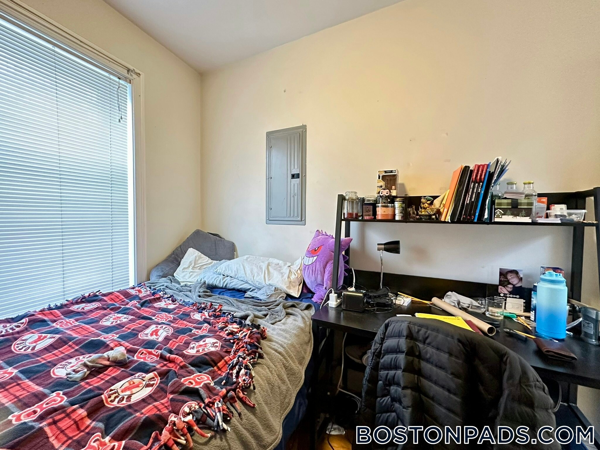 Building Photo - 836 Huntington Ave