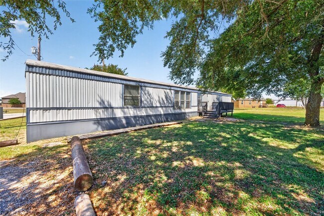 Building Photo - 1341 Flying L Ln