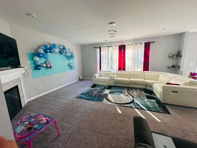 Building Photo - 8035 Stiner Grv