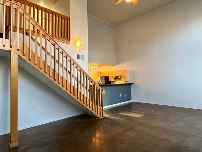 Building Photo - 2400 Welton St